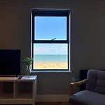 Beachfront Bliss Margate With Sea Views Sleeps 7
