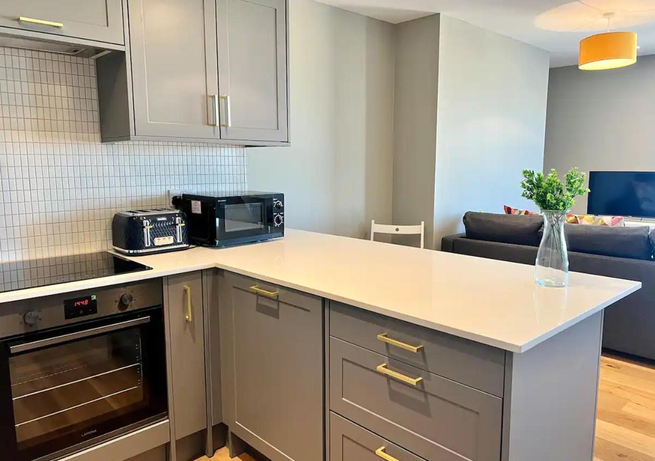 Apartment Beachfront Bliss With Sea Views Sleeps 7 Margate