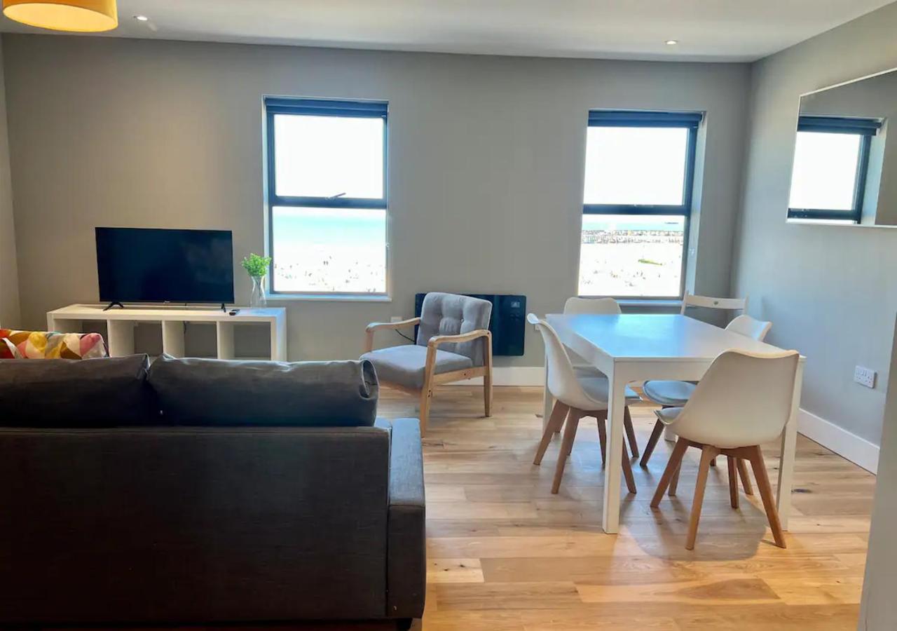 Beachfront Bliss With Sea Views Sleeps 7